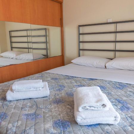 Infinity Stars Sea View Apartment Nea Kallikrateia ภายนอก รูปภาพ