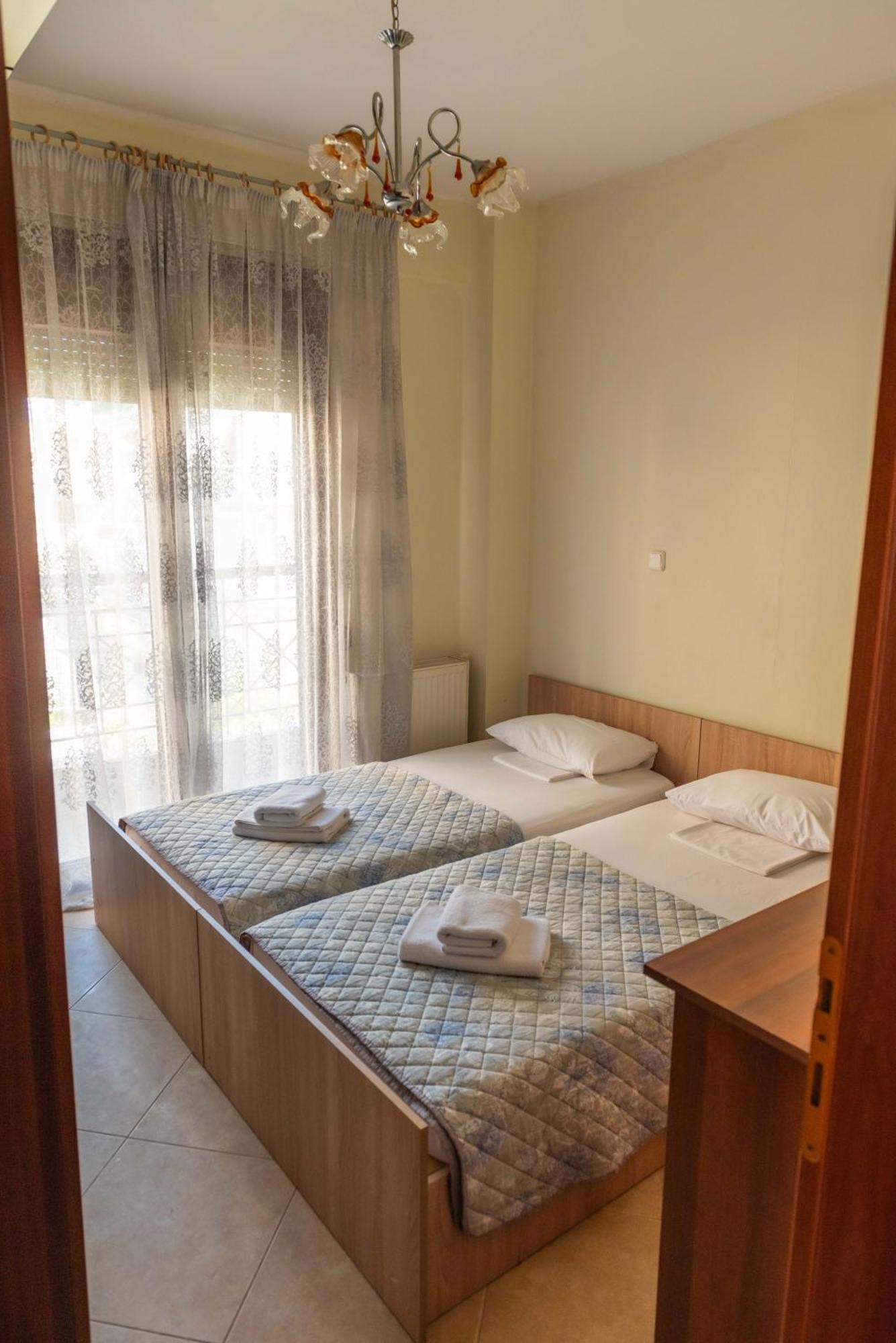 Infinity Stars Sea View Apartment Nea Kallikrateia ภายนอก รูปภาพ